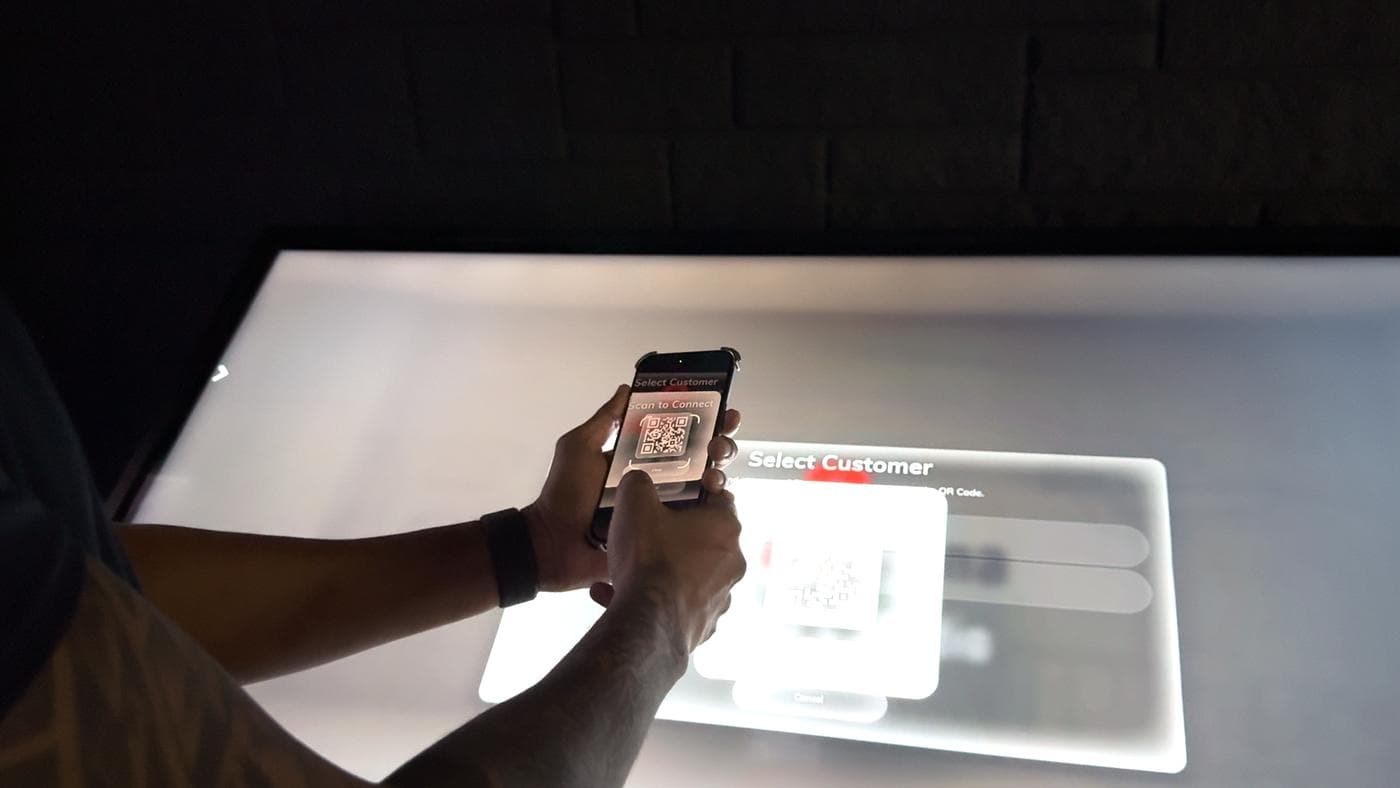 Century Laminates — Choosing materials, made interactive